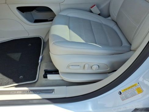 Used 2021 GMC Acadia Denali w/ LPO, Floor Liner Package image 5