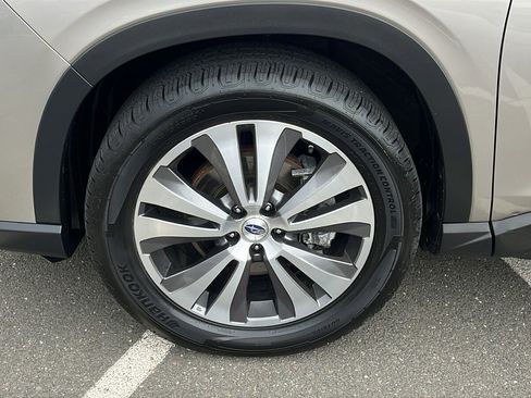 Used 2019 Subaru Ascent Limited image 9