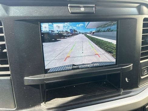Used 2025 Ford F250 XLT image 11