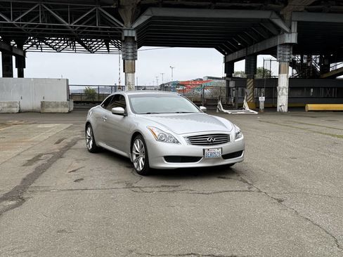Used 2009 INFINITI G37 Sport w/ Premium Pkg image 17