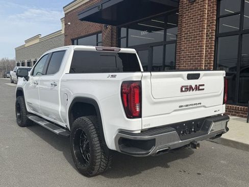 Used 2019 GMC Sierra 1500 SLT w/ SLT Premium Package image 4