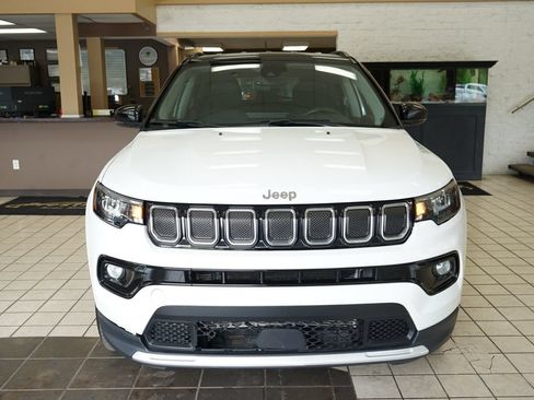 Used 2022 Jeep Compass Limited AWD/4WD image 18