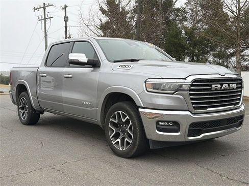 Used 2025 RAM 1500 Laramie image 7