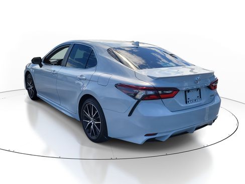 Certified 2024 Toyota Camry SE image 5
