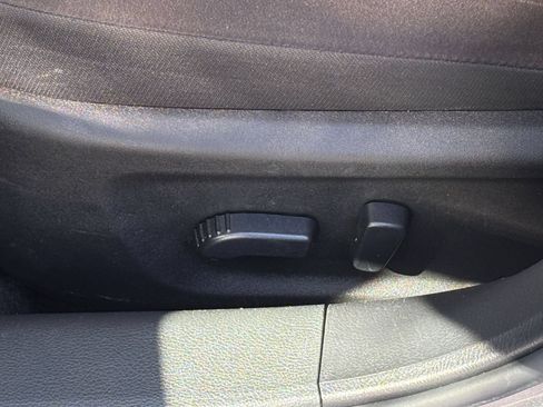 Used 2025 Nissan Altima 2.5 SV FWD image 22