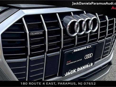 Used 2024 Audi Q3 2.0T Premium image 19