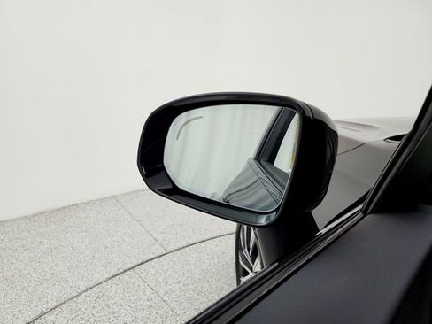 Certified 2025 Volvo XC60 B5 Plus w/ Climate Package AWD/4WD image 23