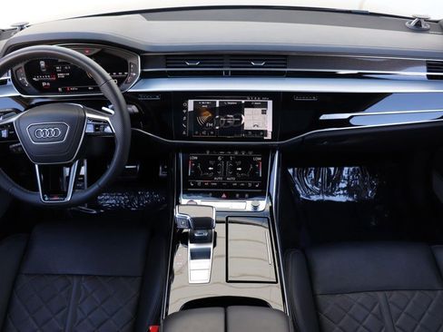 Used 2023 Audi S8 AWD/4WD image 46