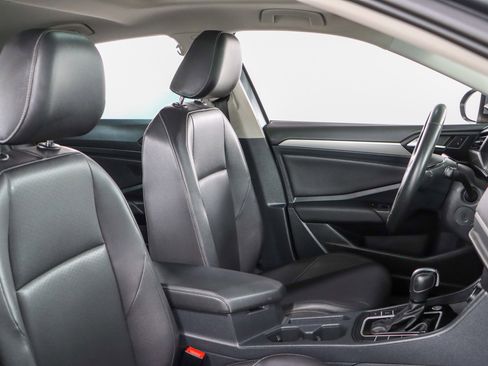 Used 2020 Volkswagen Jetta SE image 27