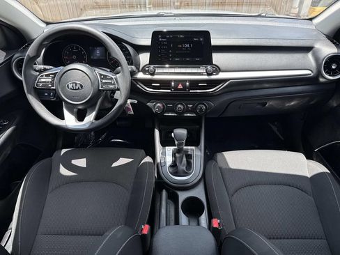 Used 2021 Kia Forte LXS FWD image 18