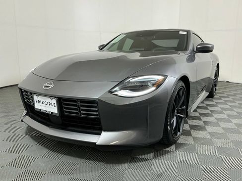 Used 2024 Nissan Z Performance w/ Floor Mat Package RWD image 2