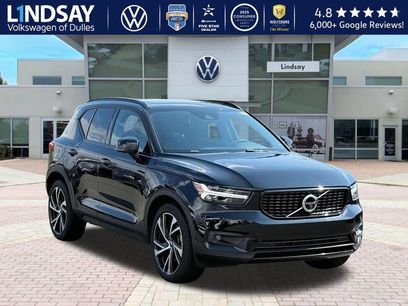 Used 2022 Volvo XC40 T5 R-Design