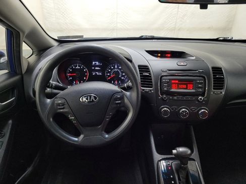 Used 2017 Kia Forte LX FWD image 22