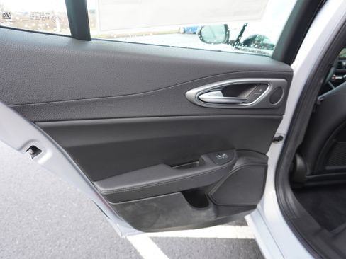 New 2025 Alfa Romeo Giulia AWD w/ Driving Assist Package image 27