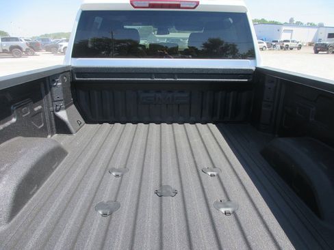 New 2026 GMC Sierra 2500 SLT w/ SLT Convenience Package AWD/4WD image 7