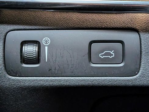 Used 2022 Volvo XC90 T6 Momentum w/ Advanced Package image 33