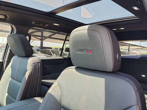 New 2026 GMC Acadia AT4 AWD/4WD image 17