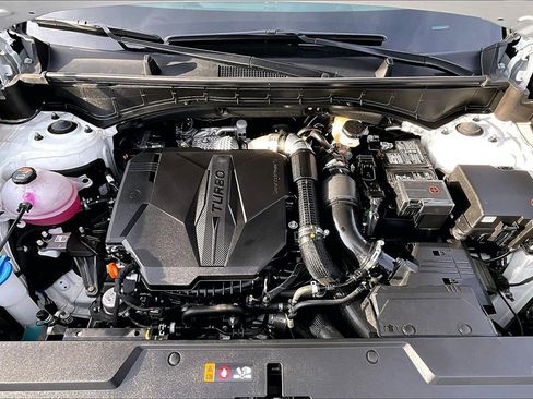 Used 2025 Hyundai Santa Fe Limited image 10