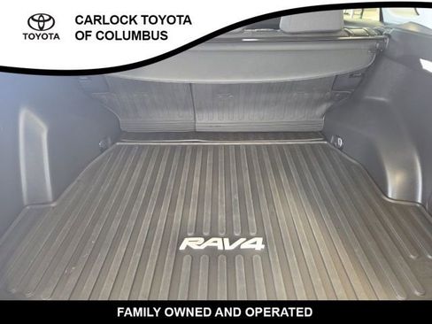Used 2022 Toyota RAV4 XLE w/ Convenience Package image 15