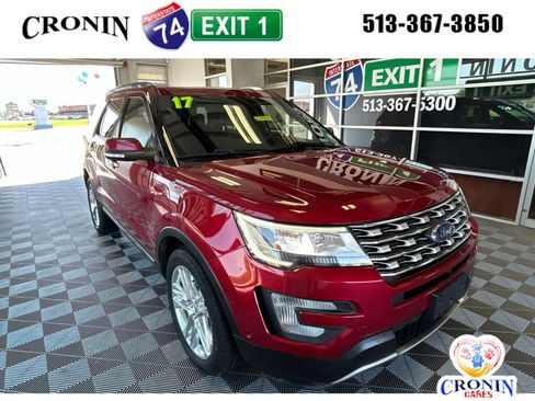 Used 2017 Ford Explorer Limited w/ Equipment Group 301A AWD/4WD image 1