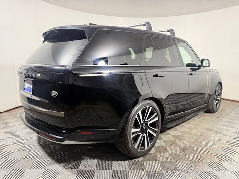 Used 2023 Land Rover Range Rover SE AWD/4WD image 7