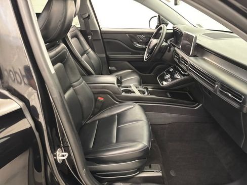 Used 2022 Lincoln Corsair FWD image 23
