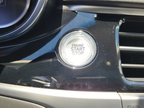 Certified 2026 Genesis G70 2.5T Prestige RWD image 27
