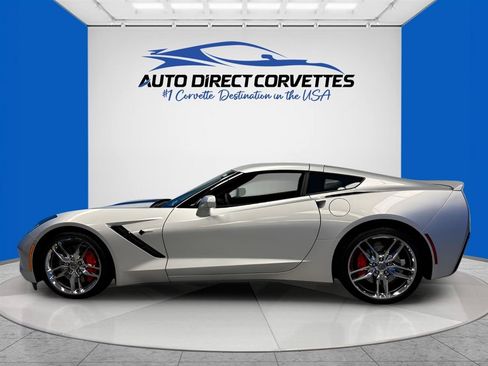 Used 2016 Chevrolet Corvette Stingray Coupe w/ 2LT Preferred Equipment Group RWD image 5