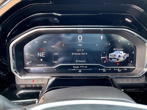 Certified 2024 GMC Sierra 1500 SLT image 25