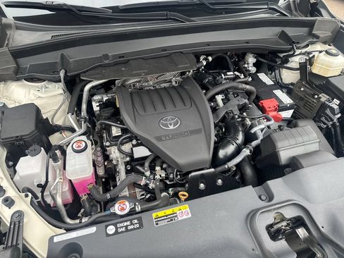 Used 2024 Toyota Grand Highlander AWD image 48