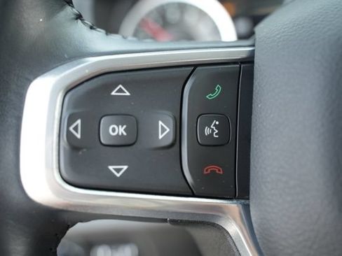 Used 2022 RAM 1500 Laramie AWD/4WD image 32