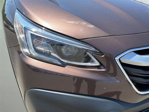 Used 2022 Subaru Outback Touring XT AWD/4WD image 10
