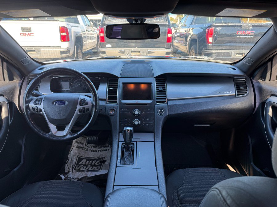 Used 2013 Ford Taurus SEL FWD image 20