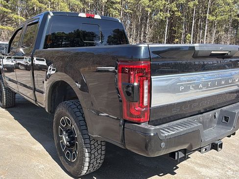 Used 2017 Ford F250 Platinum w/ Platinum Ultimate Package image 10