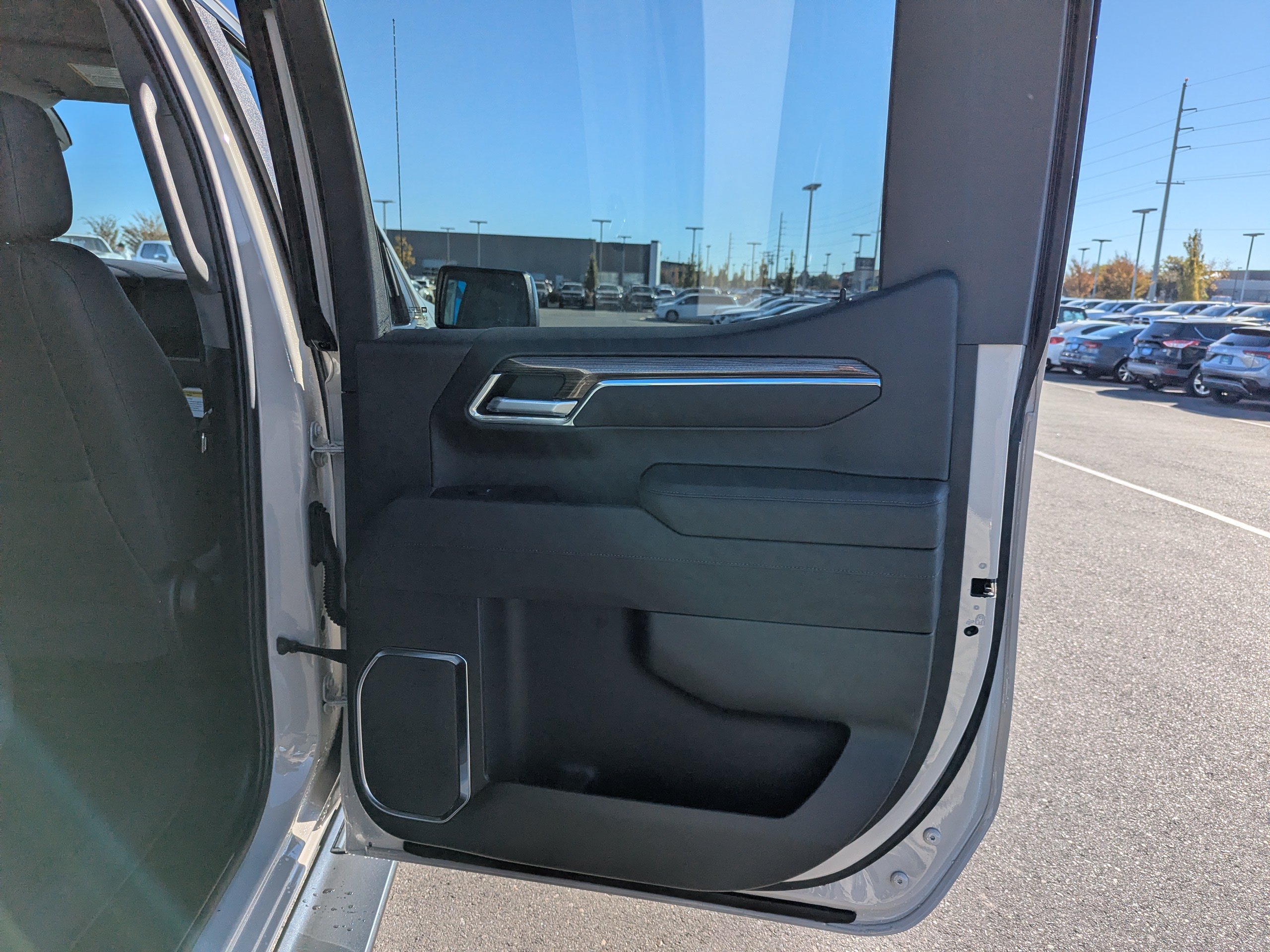 New 2026 Chevrolet Silverado 1500 RST w/ Safety Package AWD/4WD image 39