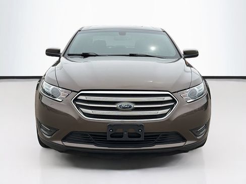 Used 2016 Ford Taurus SEL FWD image 2