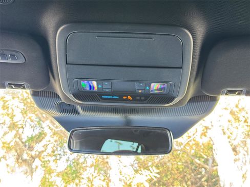 Used 2025 Ford Explorer ST-Line w/ Premium Package image 27