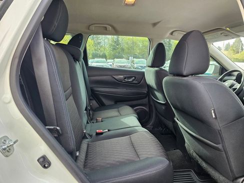 Used 2017 Nissan Rogue S AWD/4WD image 11