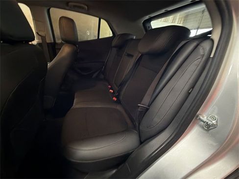 Certified 2022 Buick Encore Preferred w/ Safety Package image 23