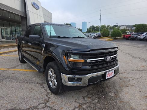 Used 2025 Ford F150 XLT w/ Equipment Group 301A Standard AWD/4WD image 3