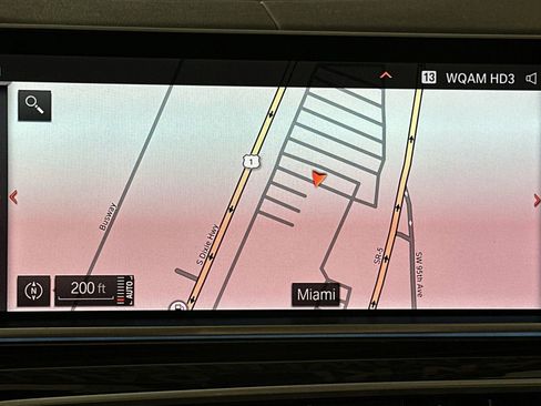 Used 2020 BMW X5 M50i w/ Premium Package image 22