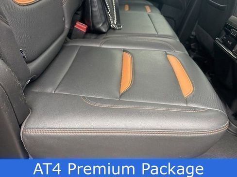 Used 2024 GMC Sierra 1500 AT4 w/ Technology Package image 17