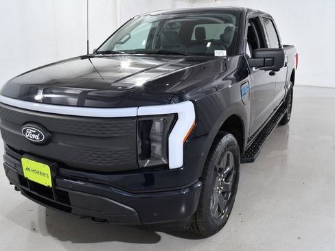 New 2025 Ford F150 Lightning Flash image 2