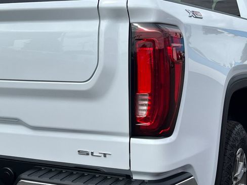 New 2026 GMC Sierra 1500 SLT w/ SLT Convenience Package AWD/4WD image 22