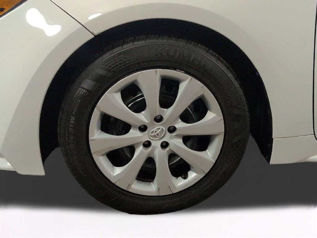 Used 2024 Toyota Corolla LE FWD image 13