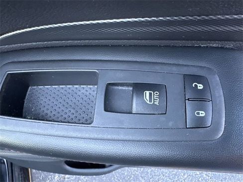 Used 2023 Dodge Durango R/T image 32