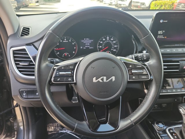 Used 2022 Kia Seltos EX AWD/4WD image 25
