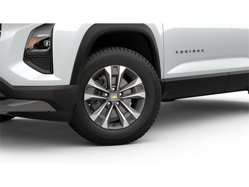 New 2026 Chevrolet Equinox LT image 4