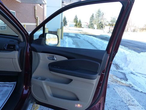 Used 2021 Honda Pilot Touring image 44