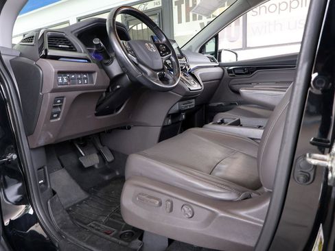 Used 2018 Honda Odyssey Elite image 42